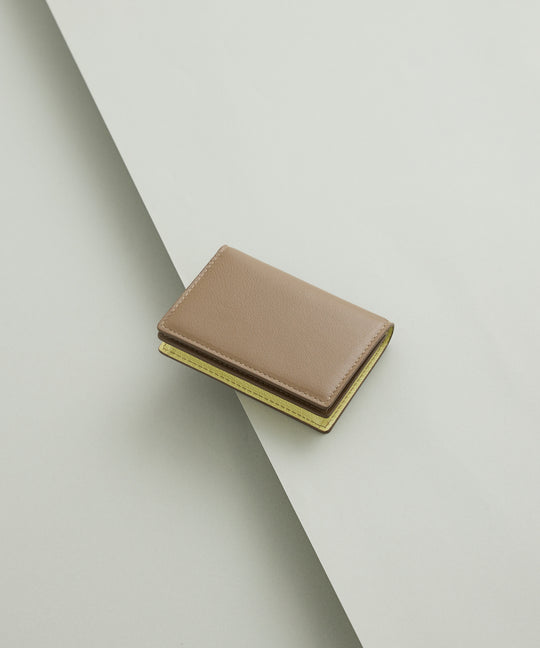 MOLINI カードケース イエロー・ブラウン 新色】Card Holder - Topo × Yellow – MOLINI（モリニ）オフィシャル