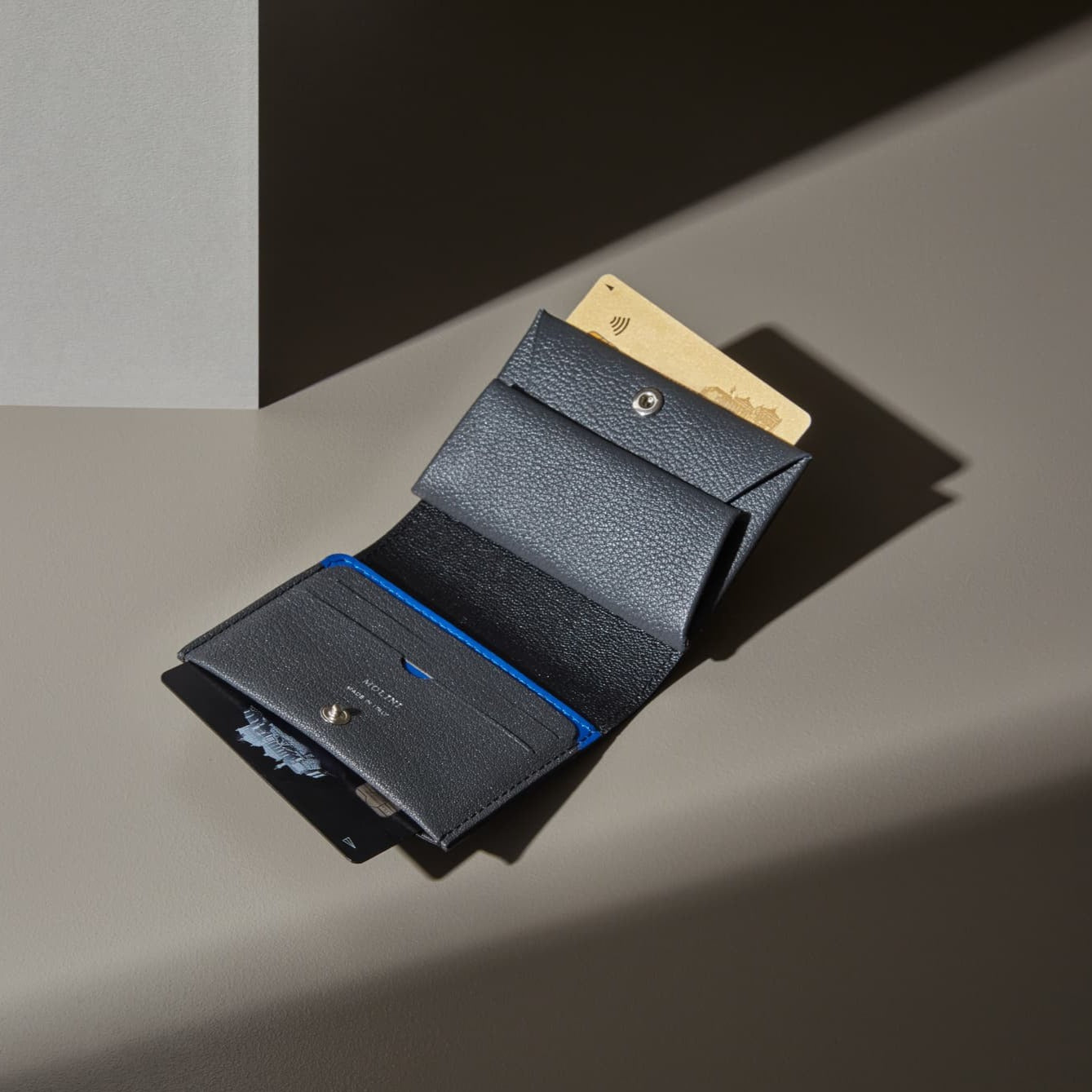 Bifold Compact Wallet  -  Black × Gray
